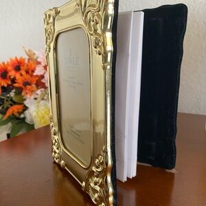 Towle Signature Frame and Picture Album Collection. Gold, Holds 40 pictures. NEW